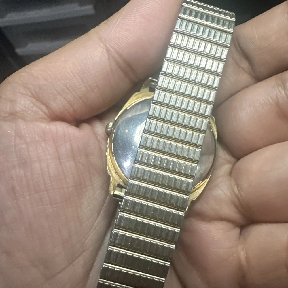 Working VTG 1971 Timex Square Electric 34MM Gold Tone Mens Watch Fit 8in Runs